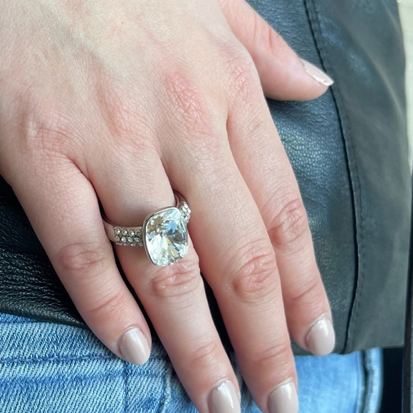 Solitaire ring Lola and Grace for Swarovski size 7 like new - Picture 12 of 17